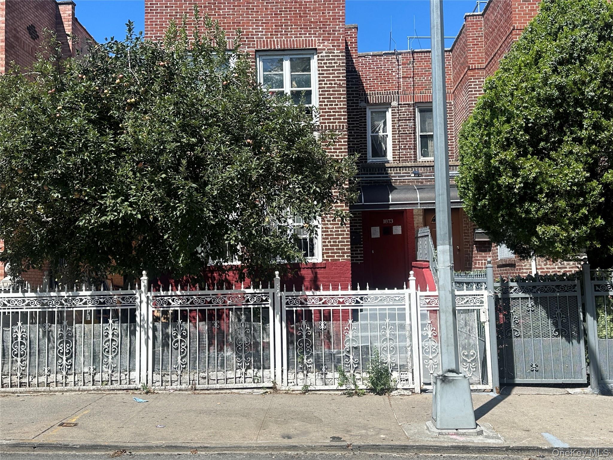 #1 photo, 1873 Andrews Avenue, ब्रोंक्स Bronx , NY 10453