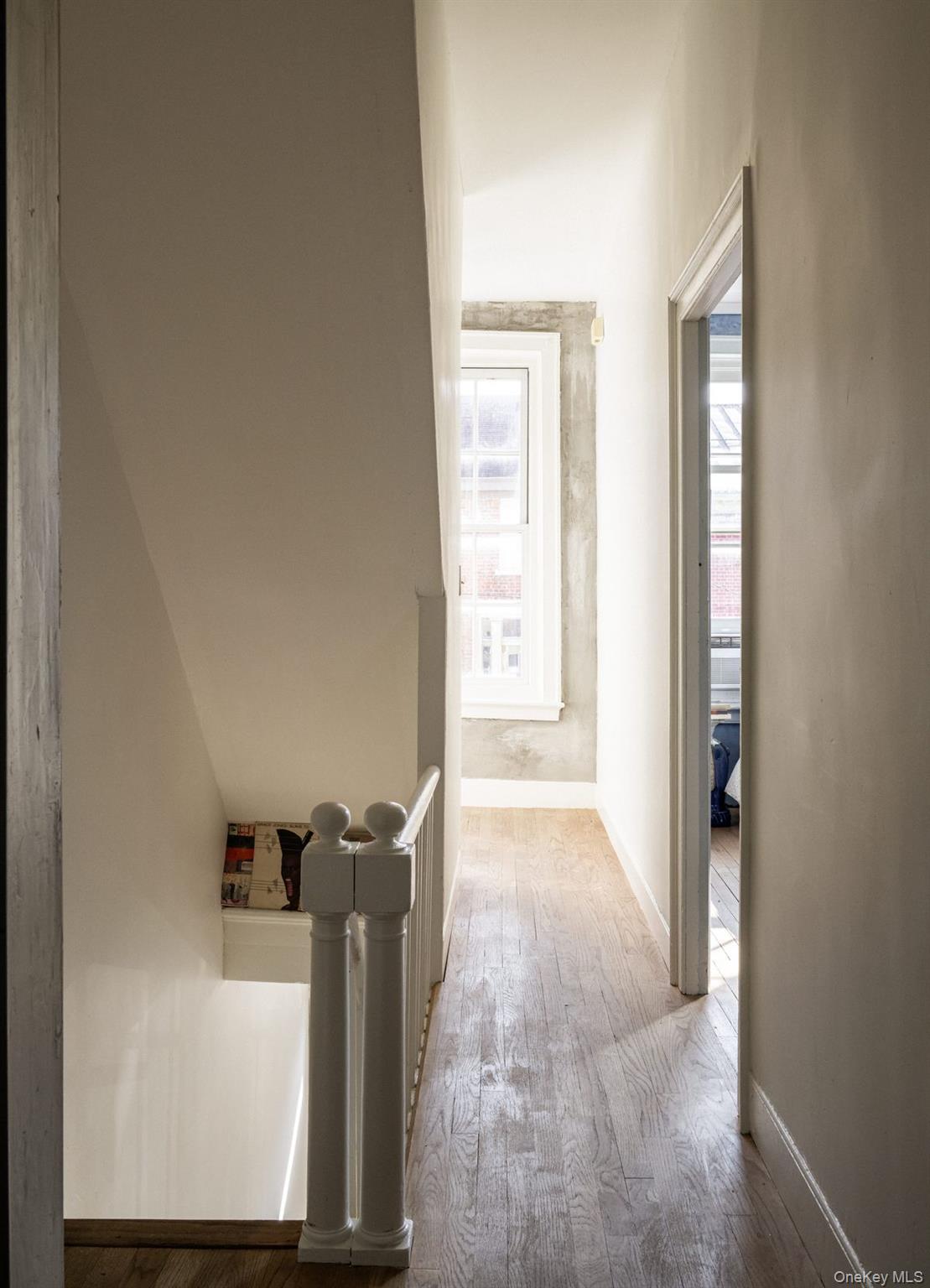 #10 photo, 10 Union Street, Hudson , NY 12534