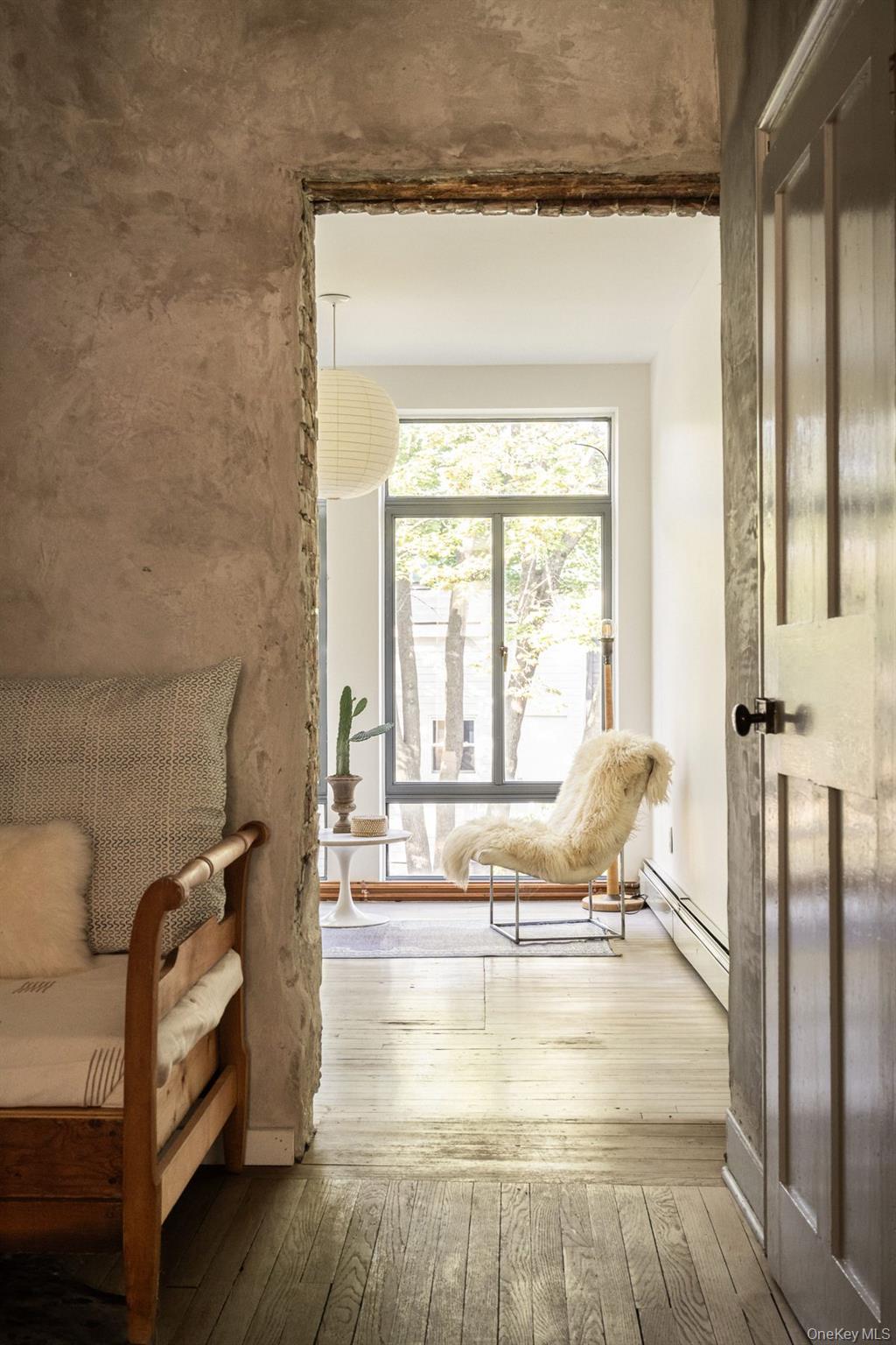 #15 photo, 10 Union Street, Hudson , NY 12534