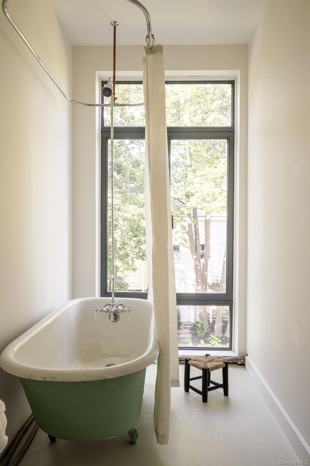 #17 photo, 10 Union Street, Hudson , NY 12534