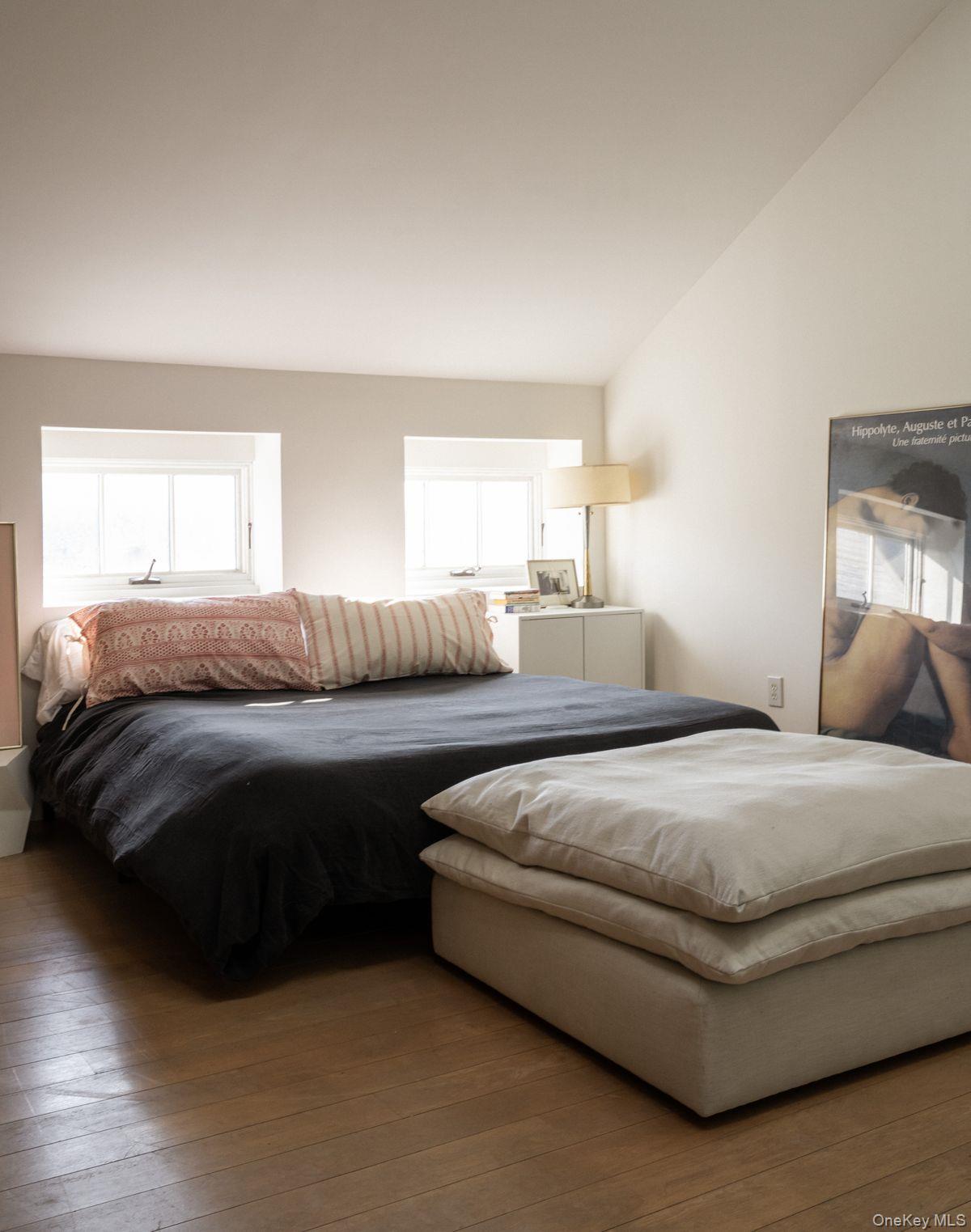 #19 photo, 10 Union Street, Hudson , NY 12534