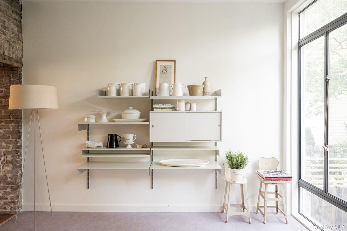 #3 photo, 10 Union Street, Hudson , NY 12534