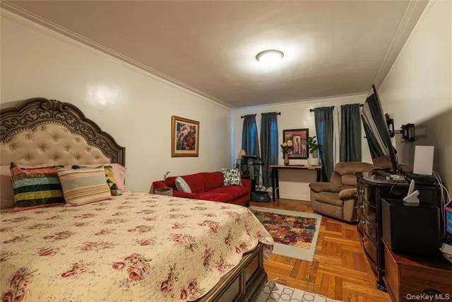 #3 photo, 2190 Boston Road, Bronx , NY 10462