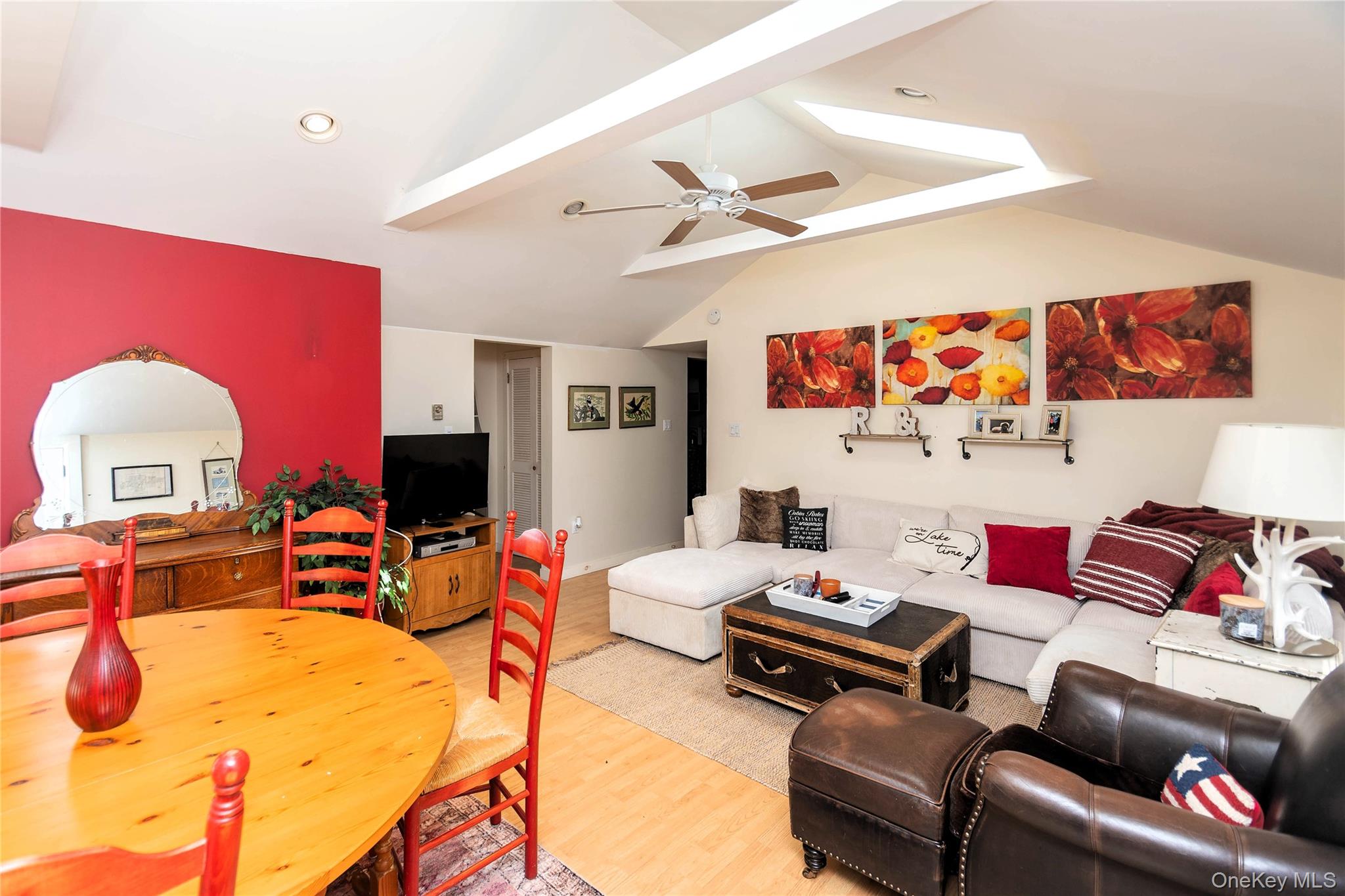 #8 photo, 74 W Read Avenue, Smallwood , NY 12720