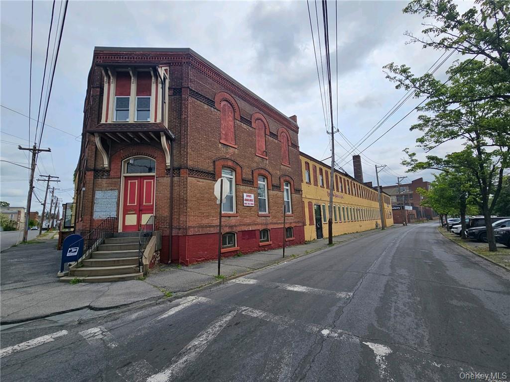 #2 photo, 39 Railroad Avenue, Middletown , NY 10940