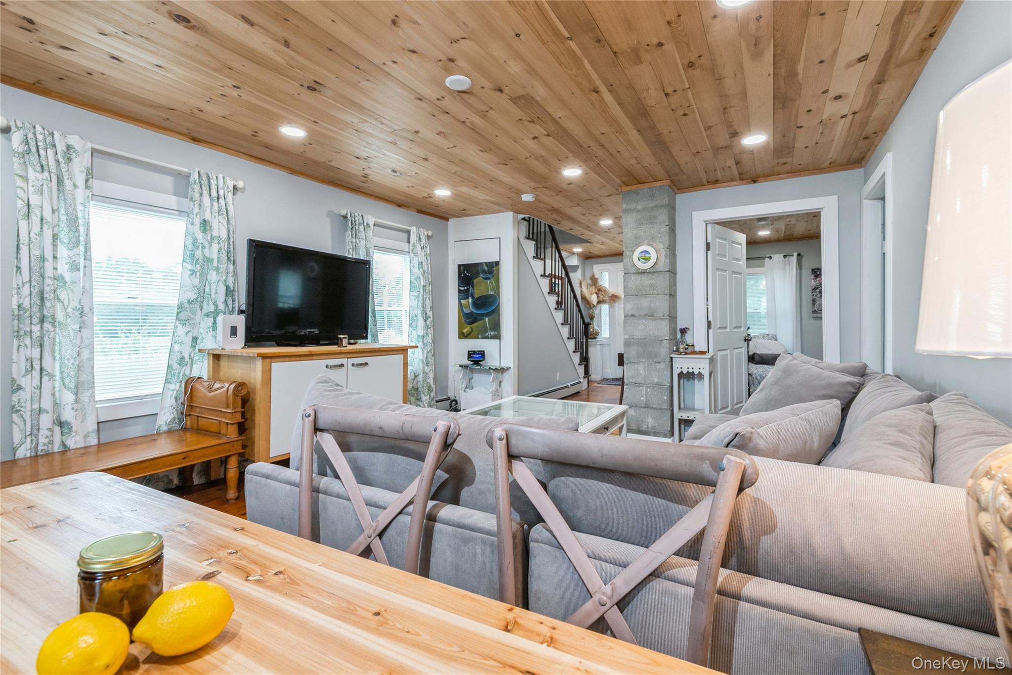 #13 photo, 35950 Main Road, サフォーク郡 Cutchogue , NY 11935