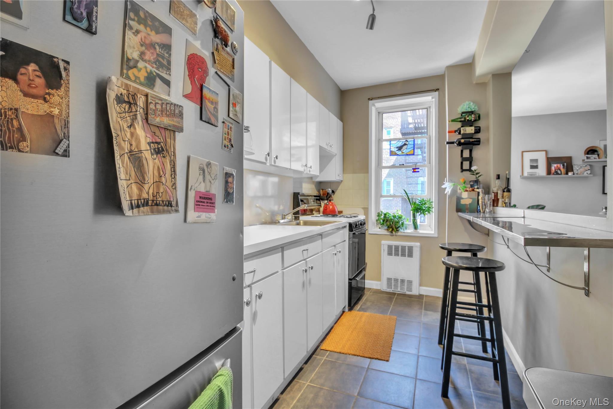 #7 photo, 3540 75th Street, クイーンズ区 Jackson Heights , NY 11372