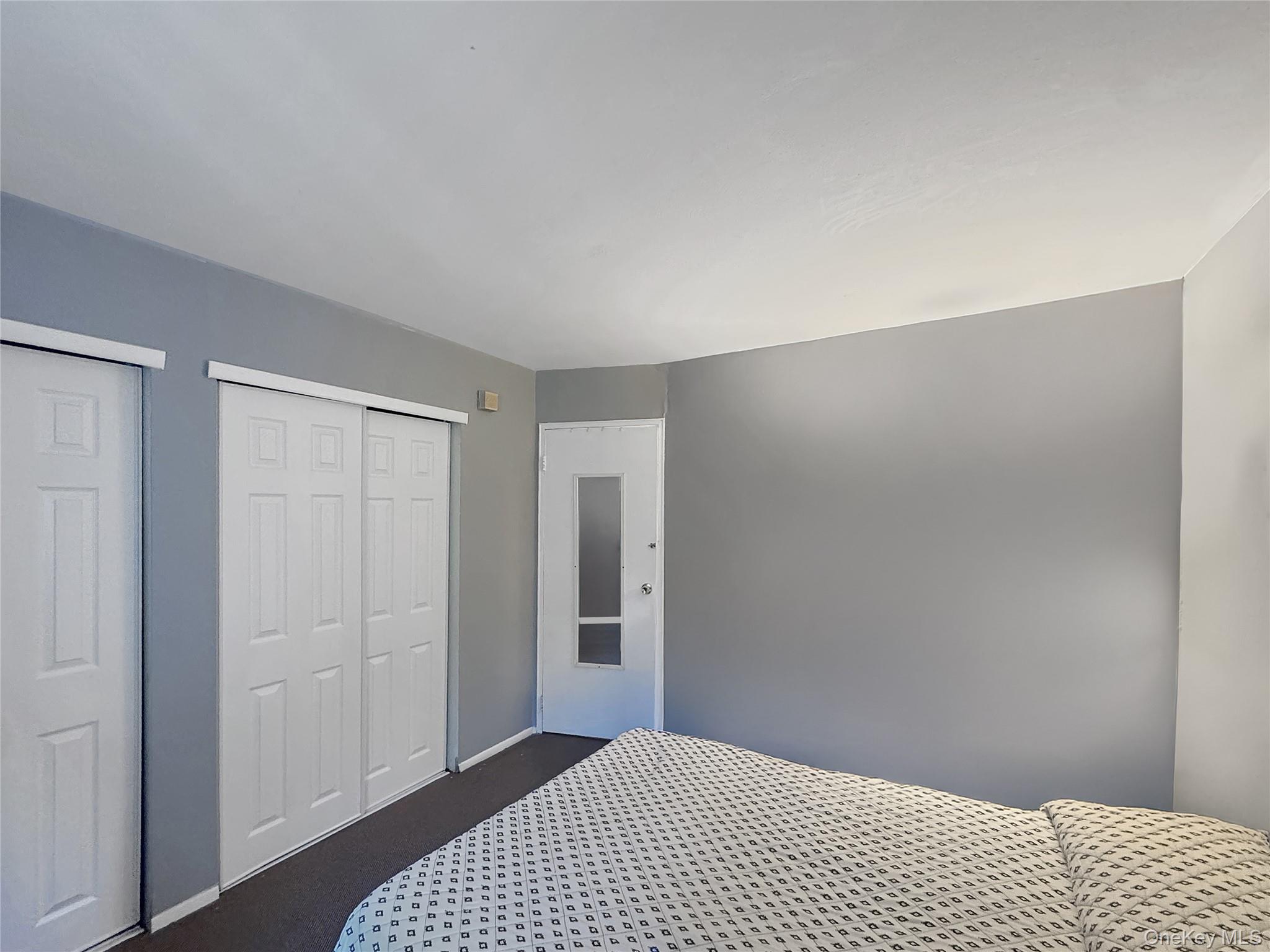 #13 photo, 57 Adams Road, サフォーク郡 Central Islip , NY 11722