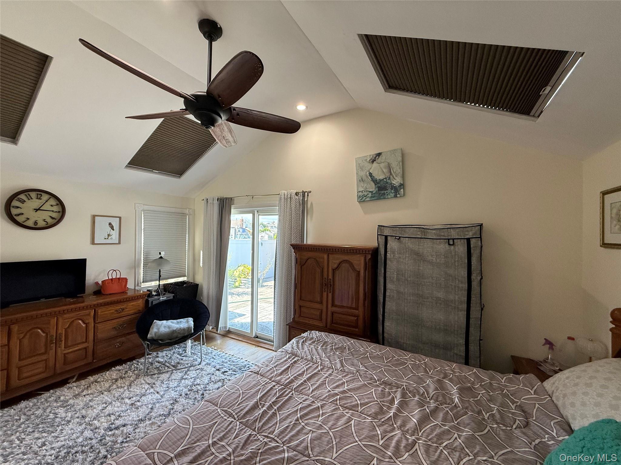 #17 photo, 3 Desoto Road, サフォーク郡 Amity Harbor , NY 11701