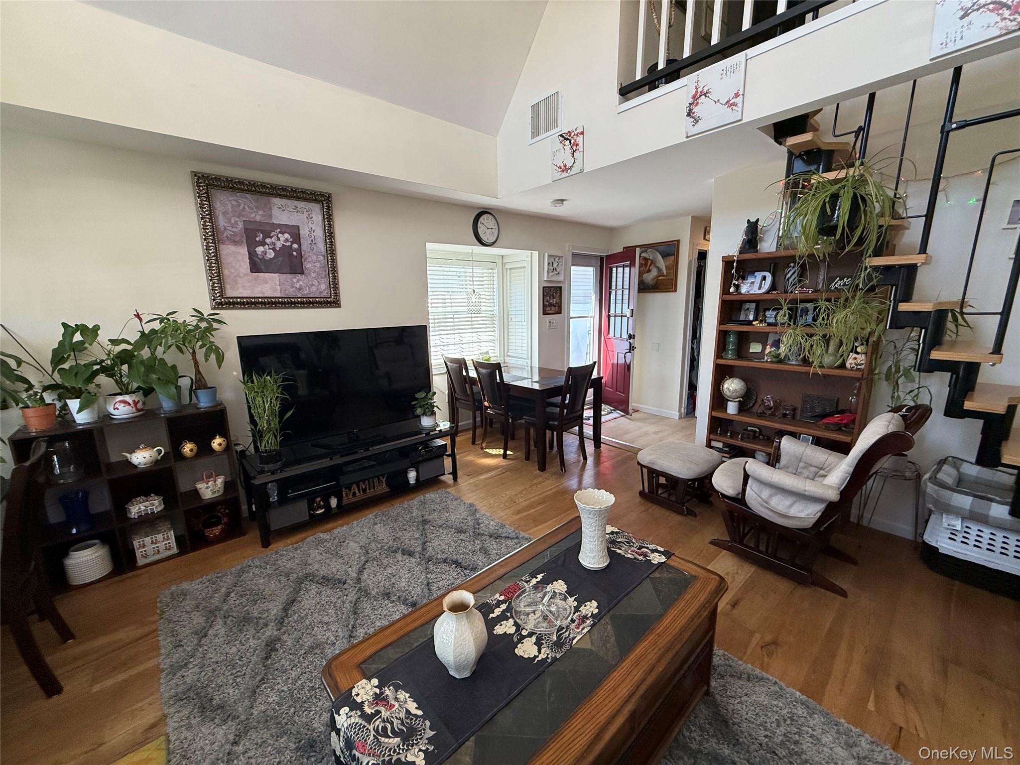 #6 photo, 3 Desoto Road, サフォーク郡 Amity Harbor , NY 11701