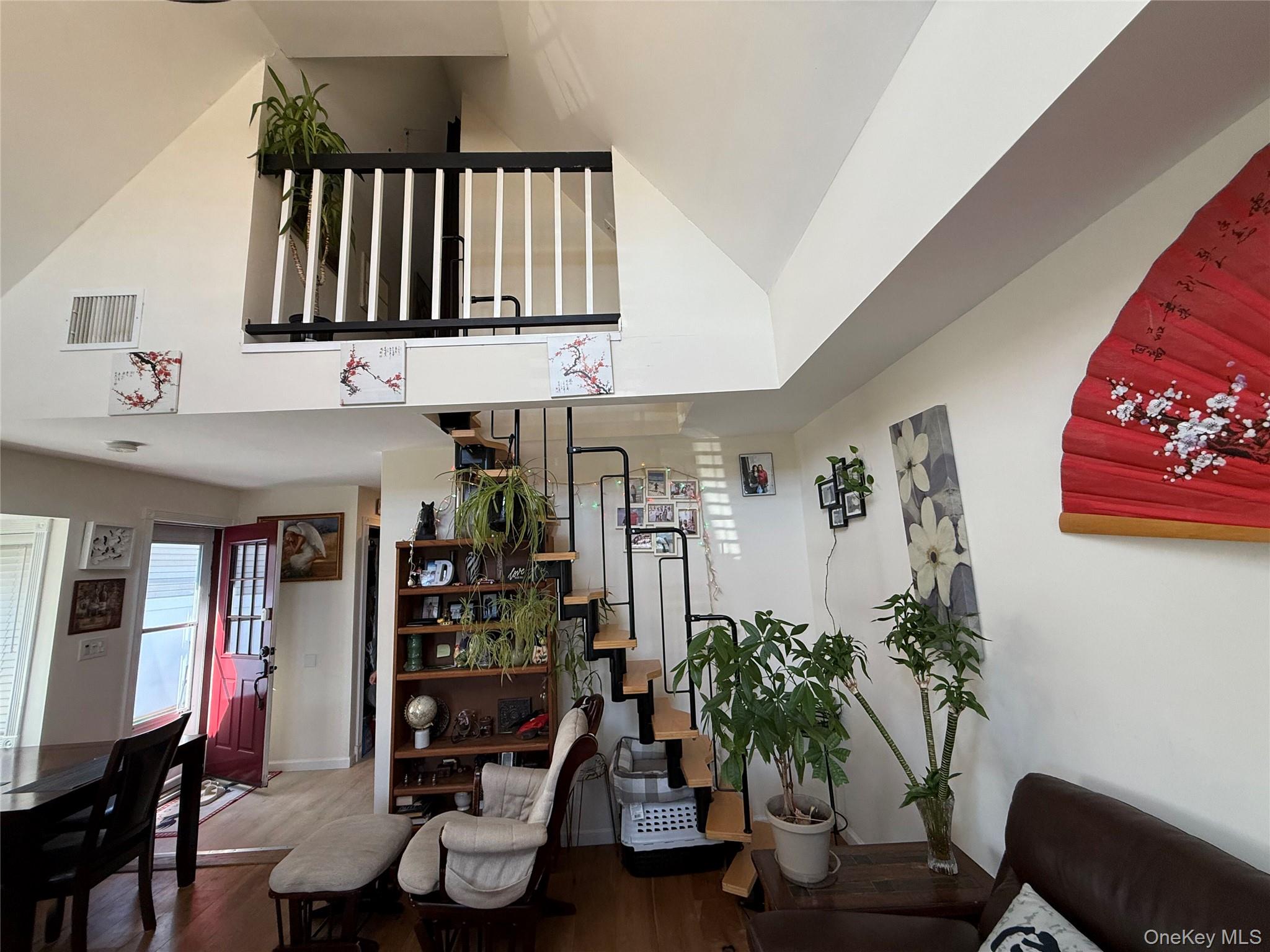 #7 photo, 3 Desoto Road, サフォーク郡 Amity Harbor , NY 11701