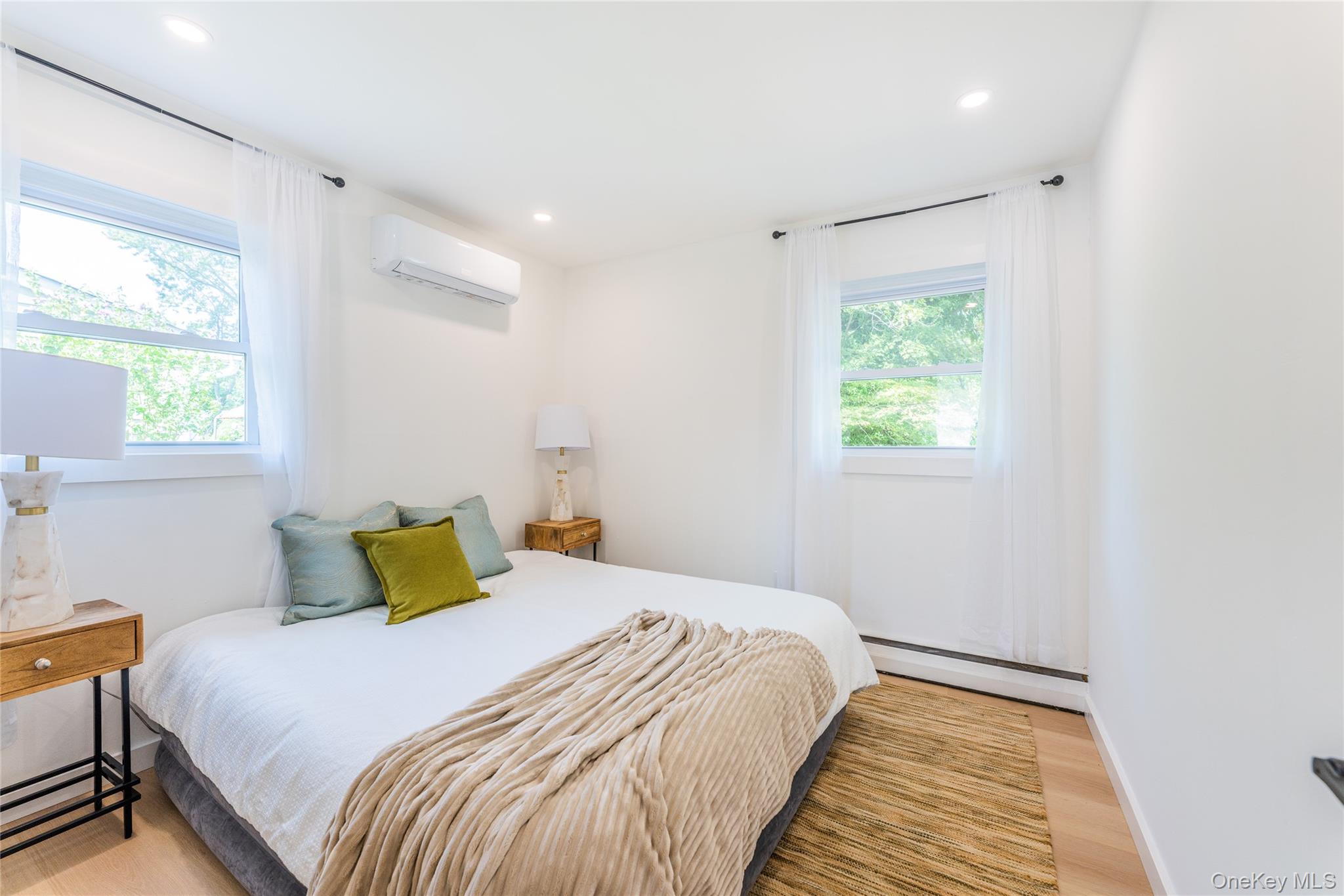 #17 photo, 120 Glenwood Road, ナッソー郡 Glenwood Landing , NY 11547