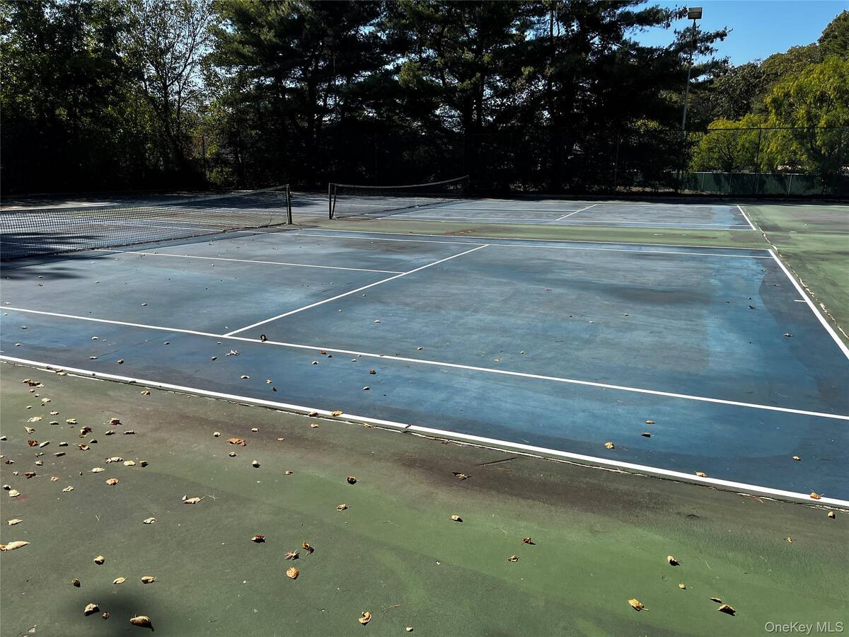 #31 photo, 77 Richmond Boulevard, #4A, Ronkonkoma , NY 11779