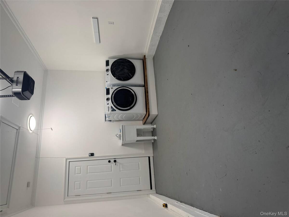 #16 photo, 60 Eisenhower Drive, サフォーク郡 East Quogue , NY 11942