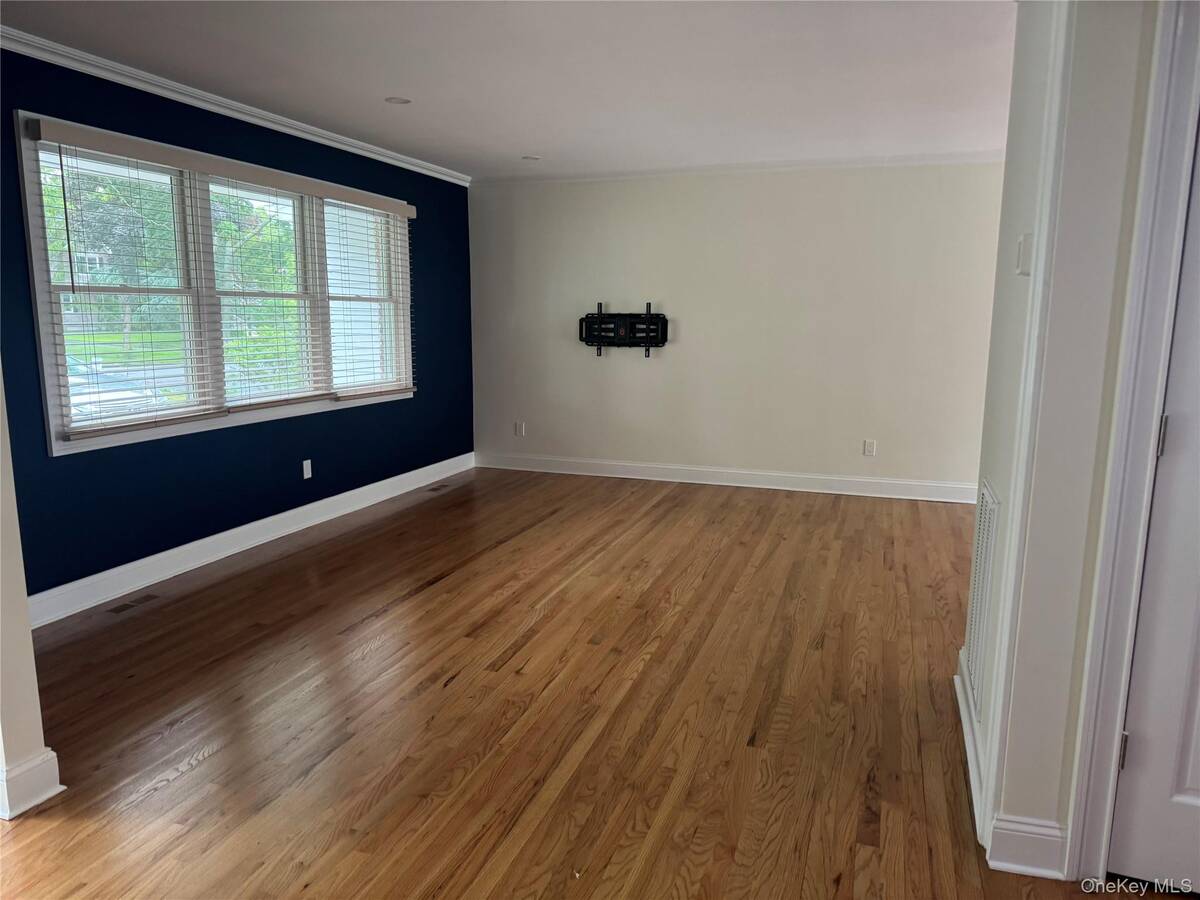 #4 photo, 60 Eisenhower Drive, サフォーク郡 East Quogue , NY 11942