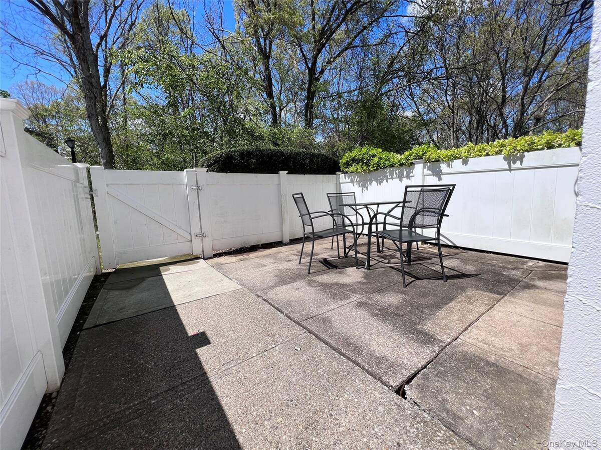 #15 photo, 805 Blue Ridge Drive, サフォーク郡 Medford , NY 11763