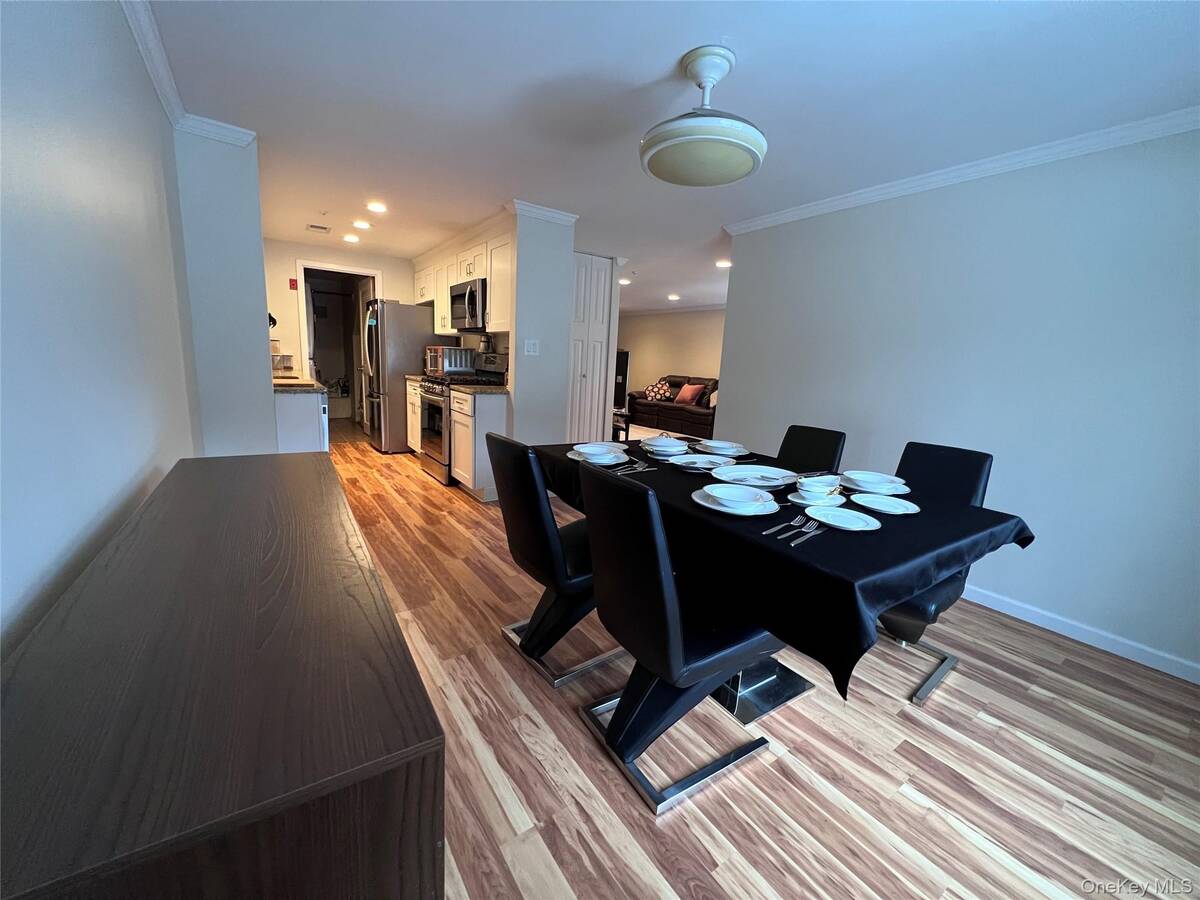 #3 photo, 805 Blue Ridge Drive, サフォーク郡 Medford , NY 11763