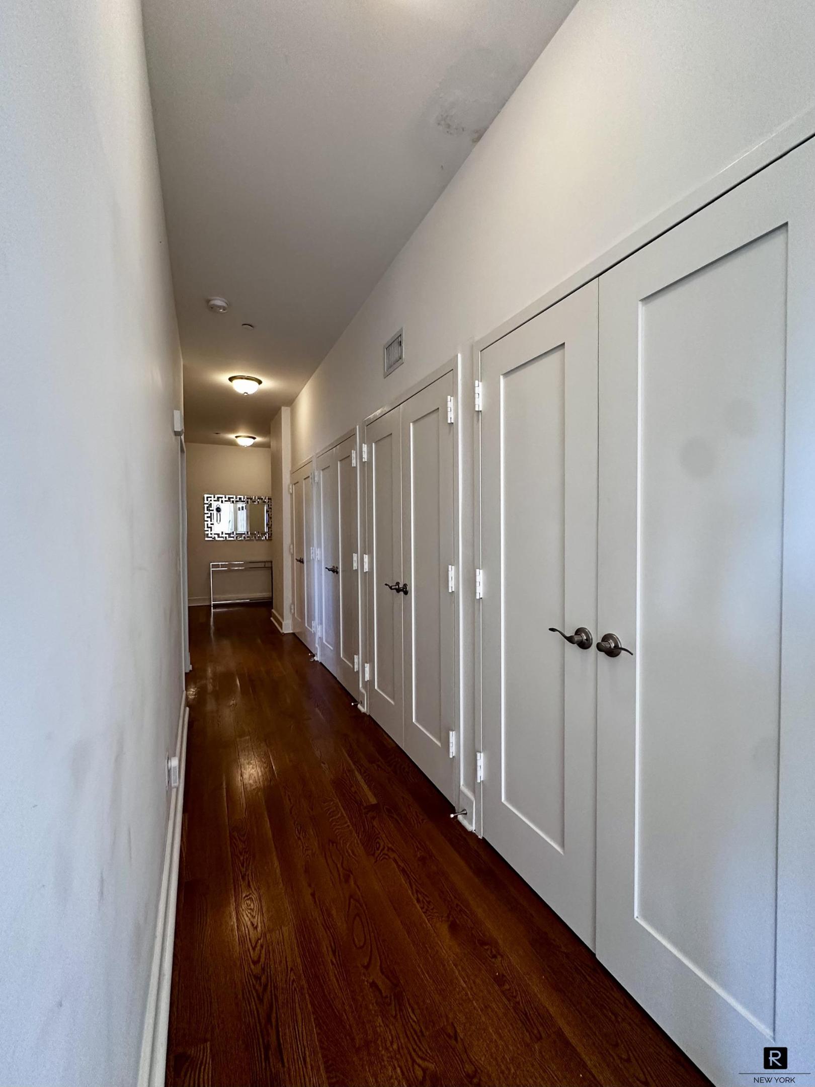 #9 photo, New York City, スタテンアイランド New York City , NY 10301