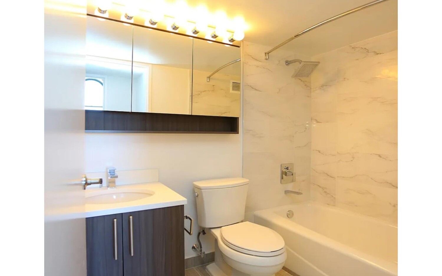 #18 photo, 666 GREENWICH Street, Манхэттен ‖ West Village , NY 10014