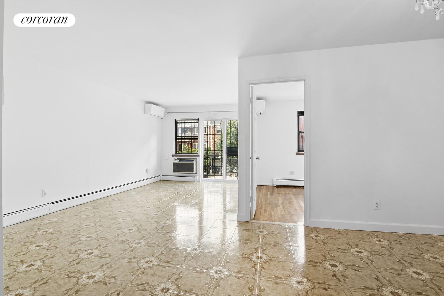 #5 photo, Astoria, クイーンズ区 Astoria , NY 11103