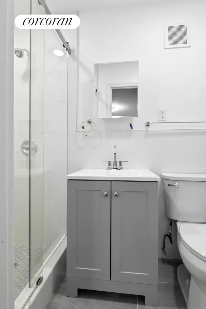 #9 photo, Astoria, クイーンズ区 Astoria , NY 11103