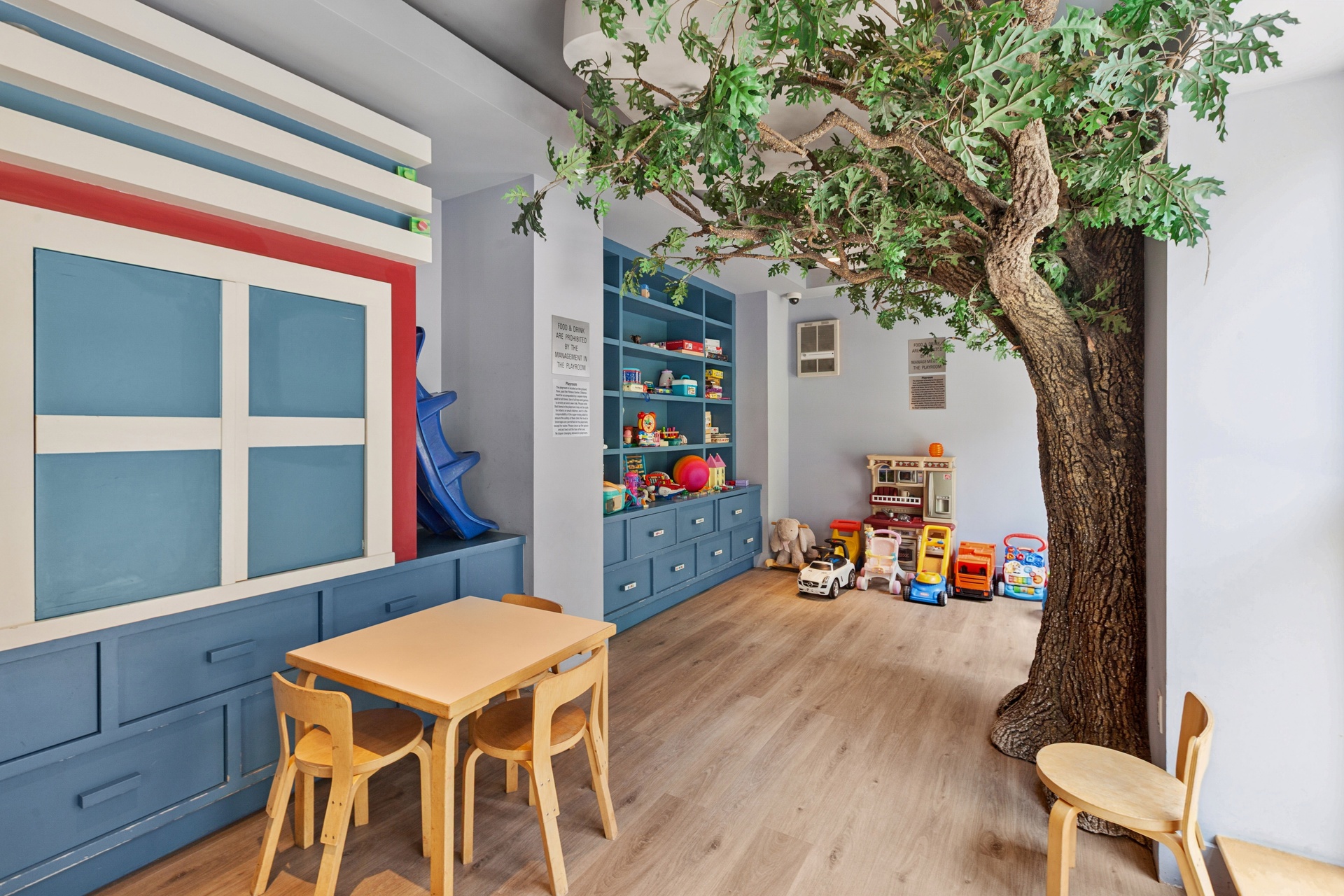 #12 photo, New York City, マンハッタン Upper East Side , NY 10021