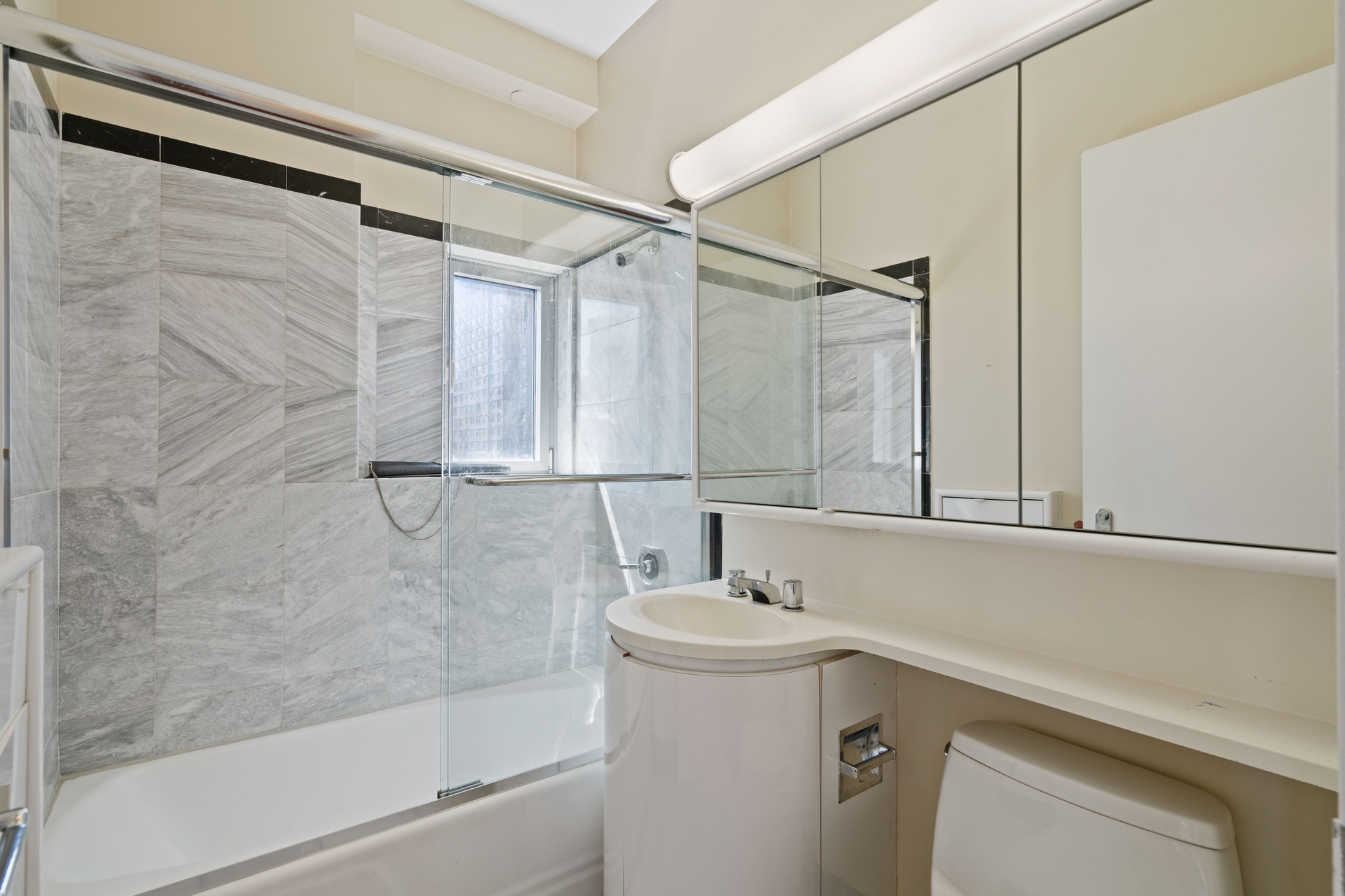 #15 photo, 200 E 32nd Street, マンハッタン Kips Bay , NY 10016