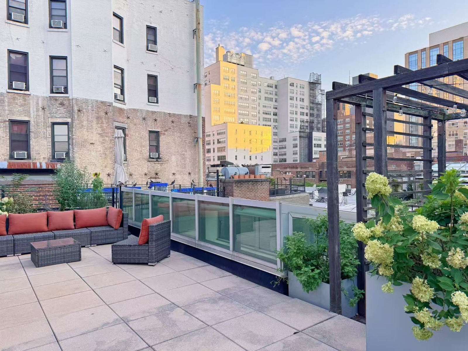 #3 photo, 233 E 17th Street, マンハッタン Gramercy Park , NY 10003