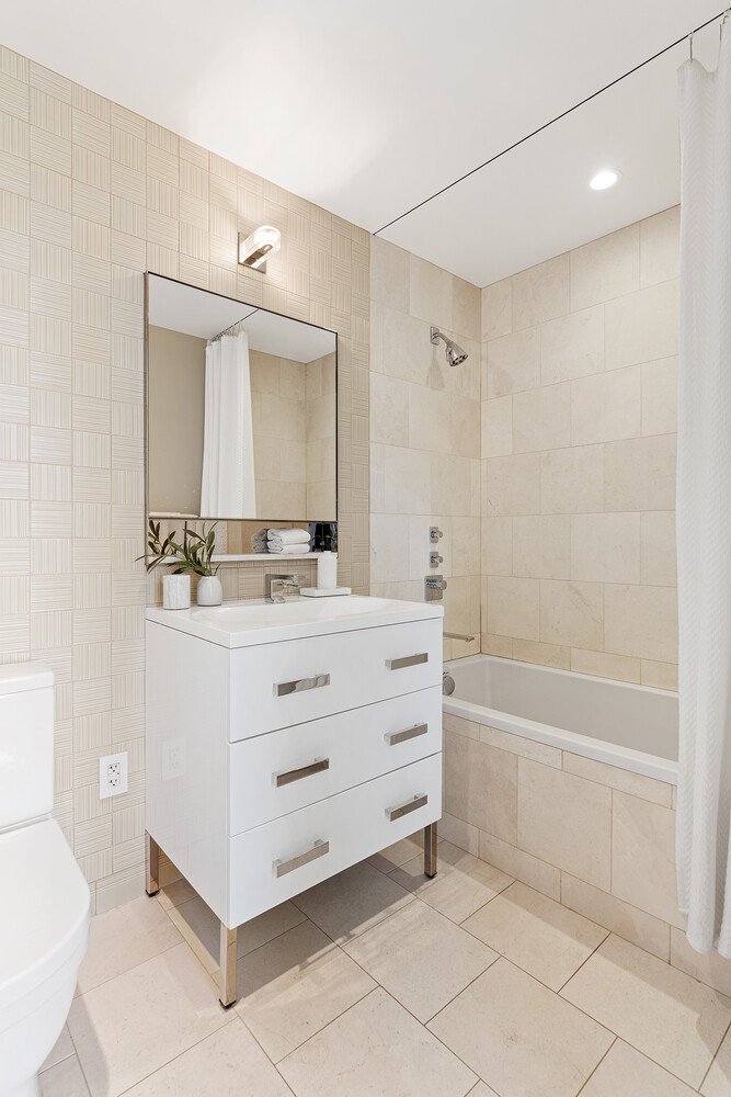 #15 photo, 124 W 23RD Street, マンハッタン Chelsea , NY 10011