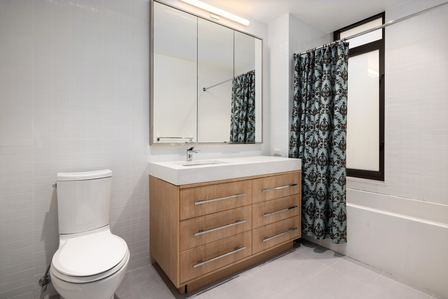 #8 photo, 212 W 95TH Street, マンハッタン Upper West Side , NY 10025