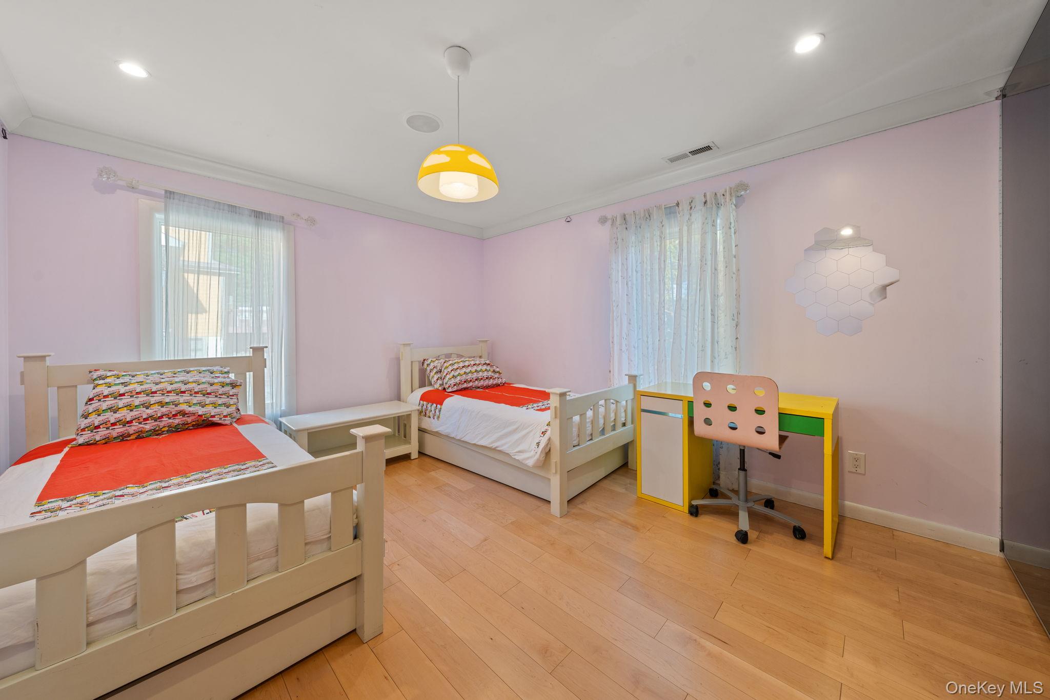 #19 photo, 2 Hudson Street, Hastings-on-Hudson , NY 10706