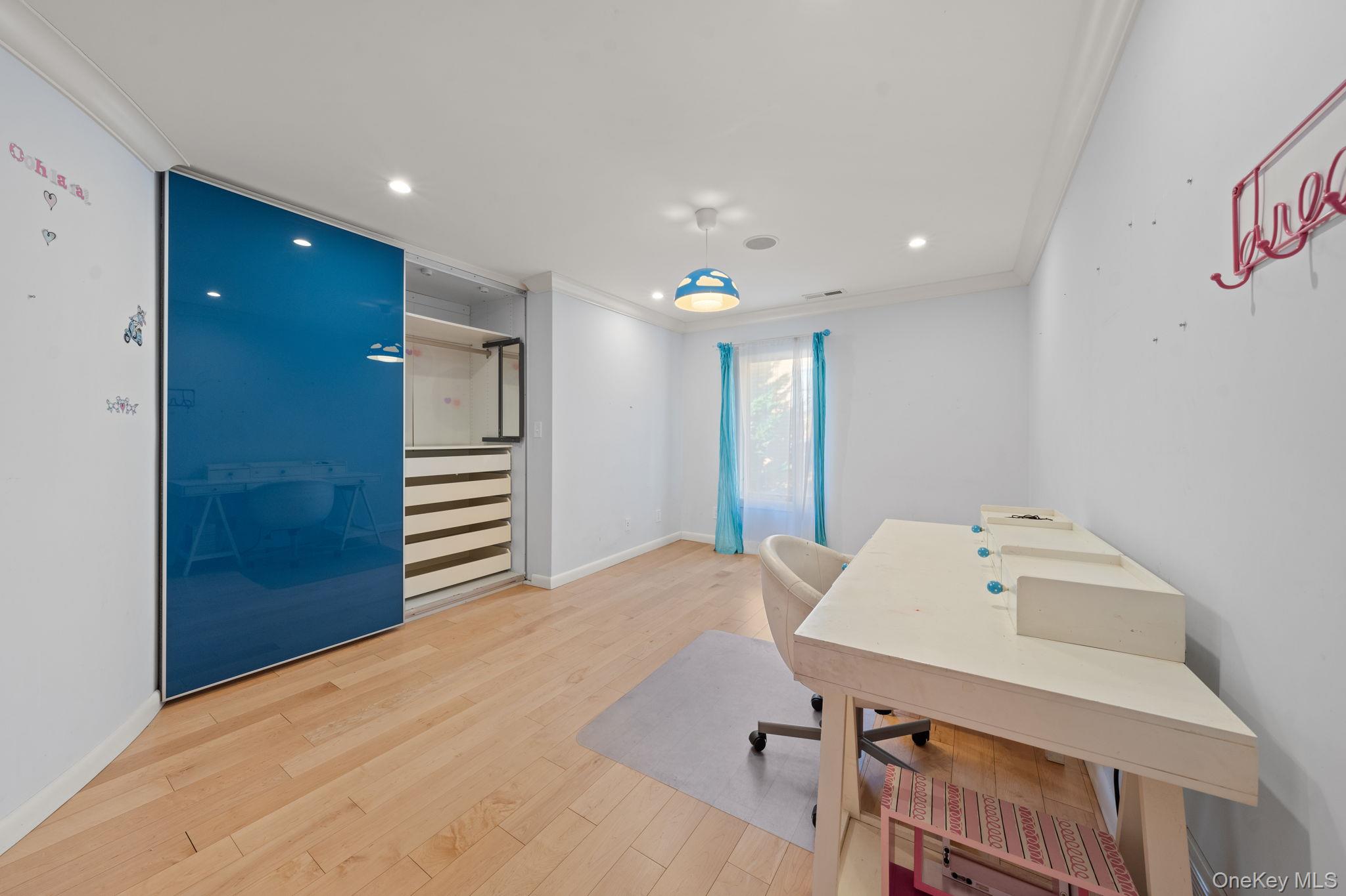 #20 photo, 2 Hudson Street, Hastings-on-Hudson , NY 10706