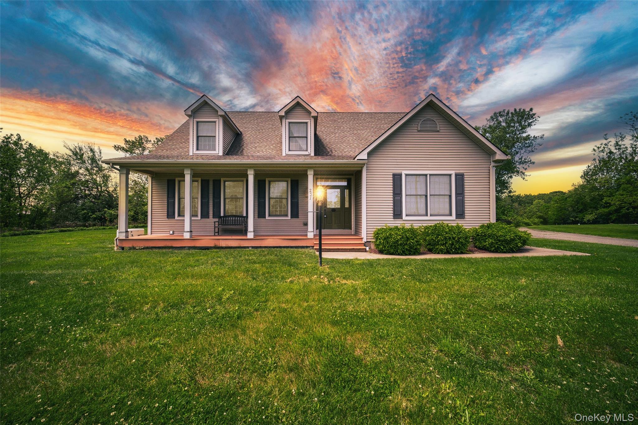 #1 photo, 231 Turtle Bay Road, New Hampton , NY 10958