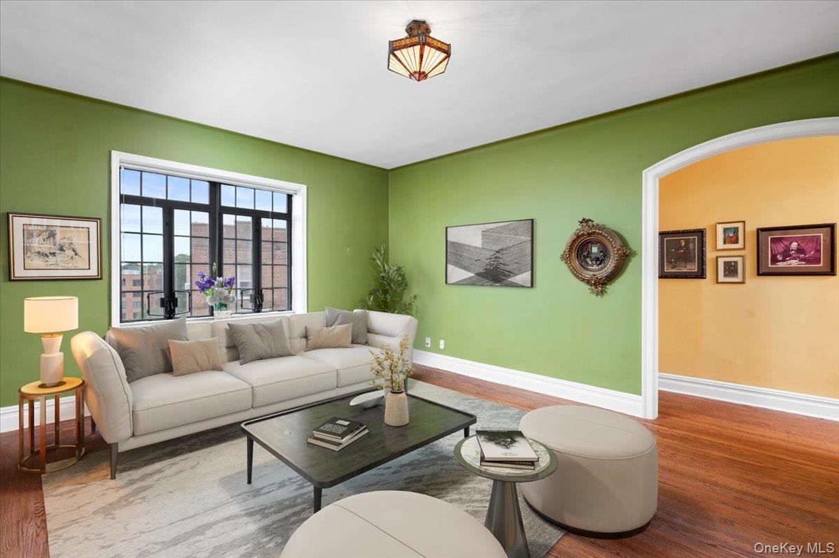 #4 photo, 45 Pondfield Road, ブロンクス区 Bronxville , NY 10708