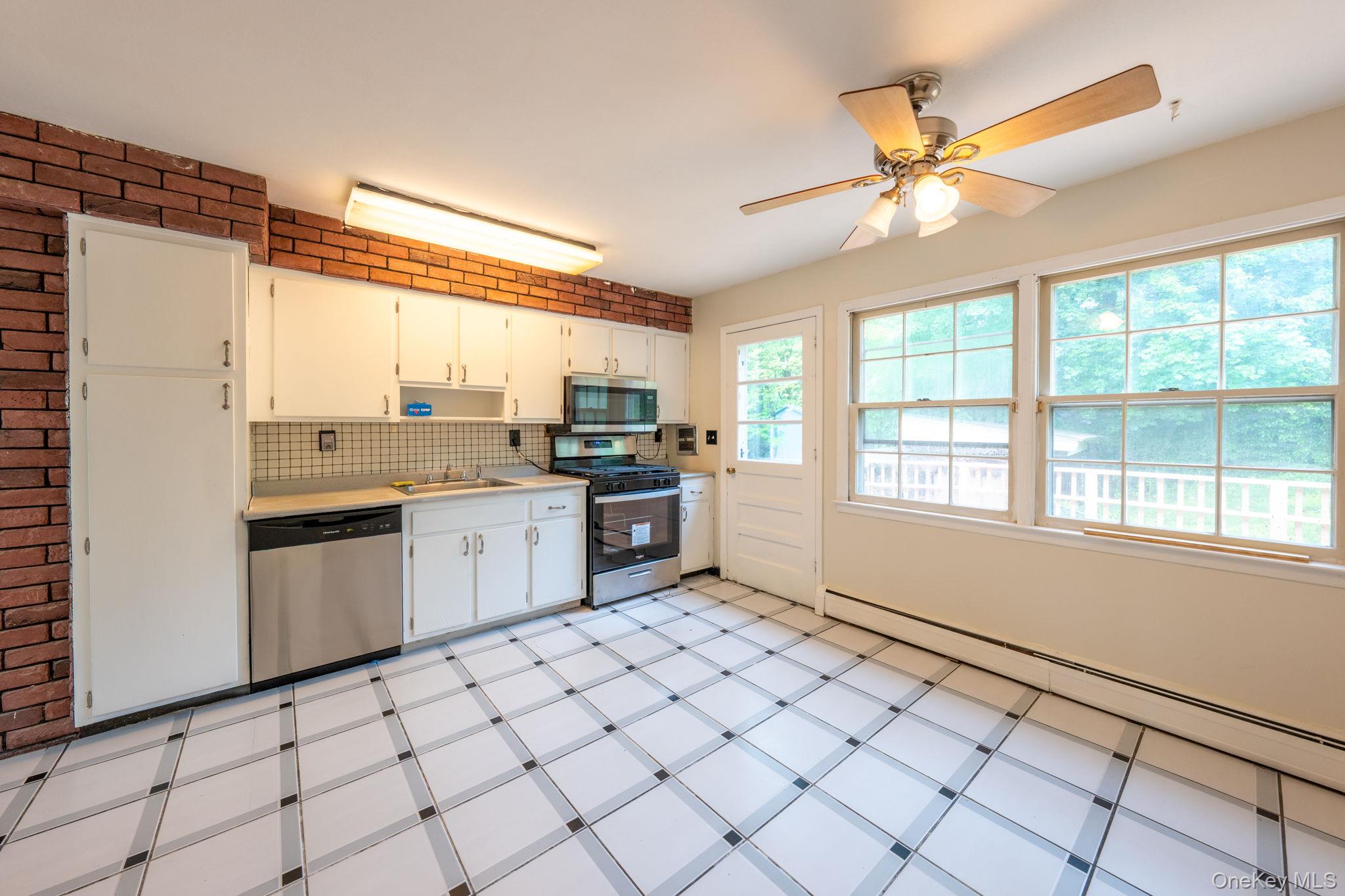 #9 photo, 1 S Delaware Drive, Nyack , NY 10960