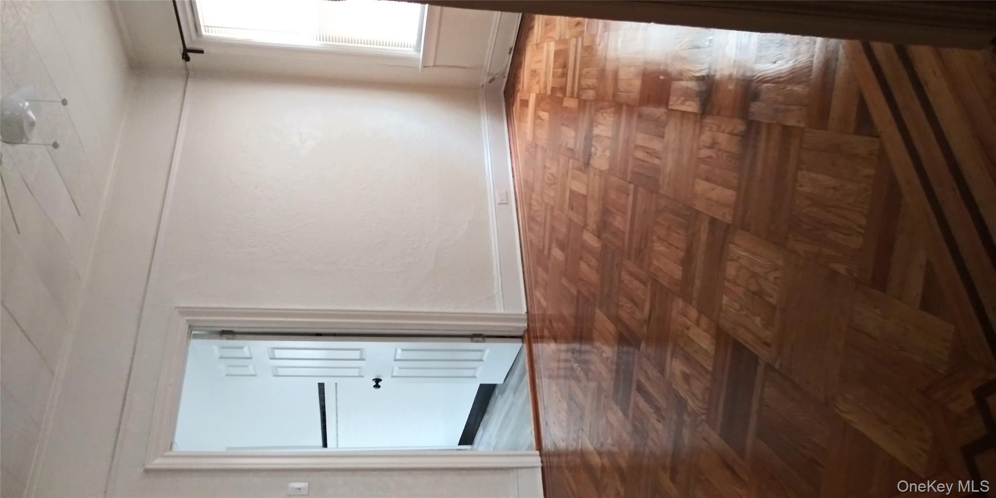 #11 photo, 8545 67th Drive, クイーンズ区 Rego Park , NY 11374