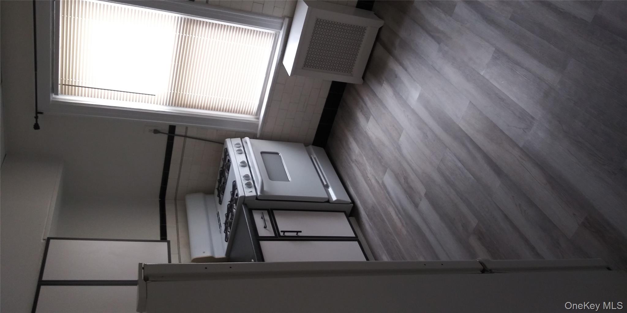 #9 photo, 8545 67th Drive, クイーンズ区 Rego Park , NY 11374