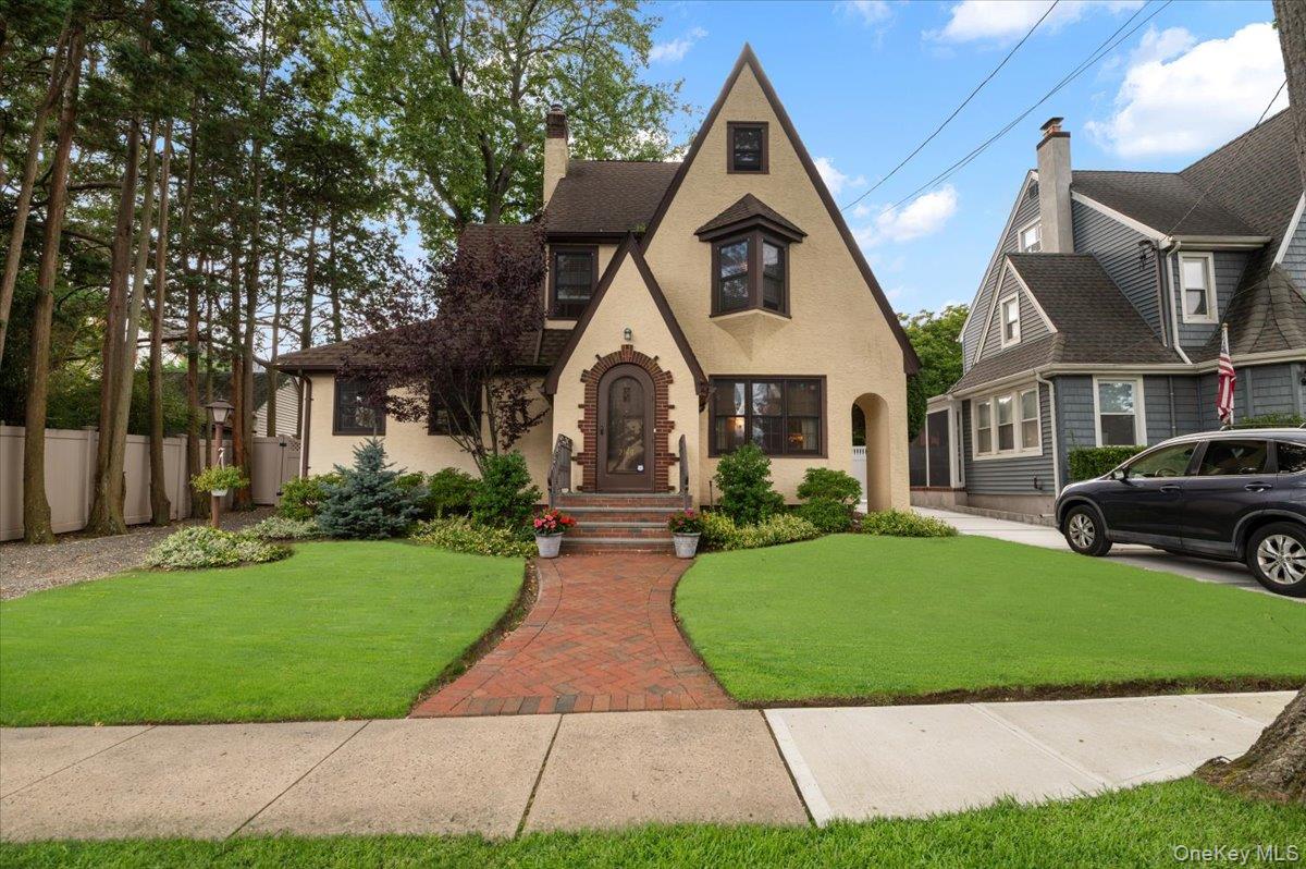 #1 photo, 2100 Ambrose Court, 長島 North Baldwin , NY 11510