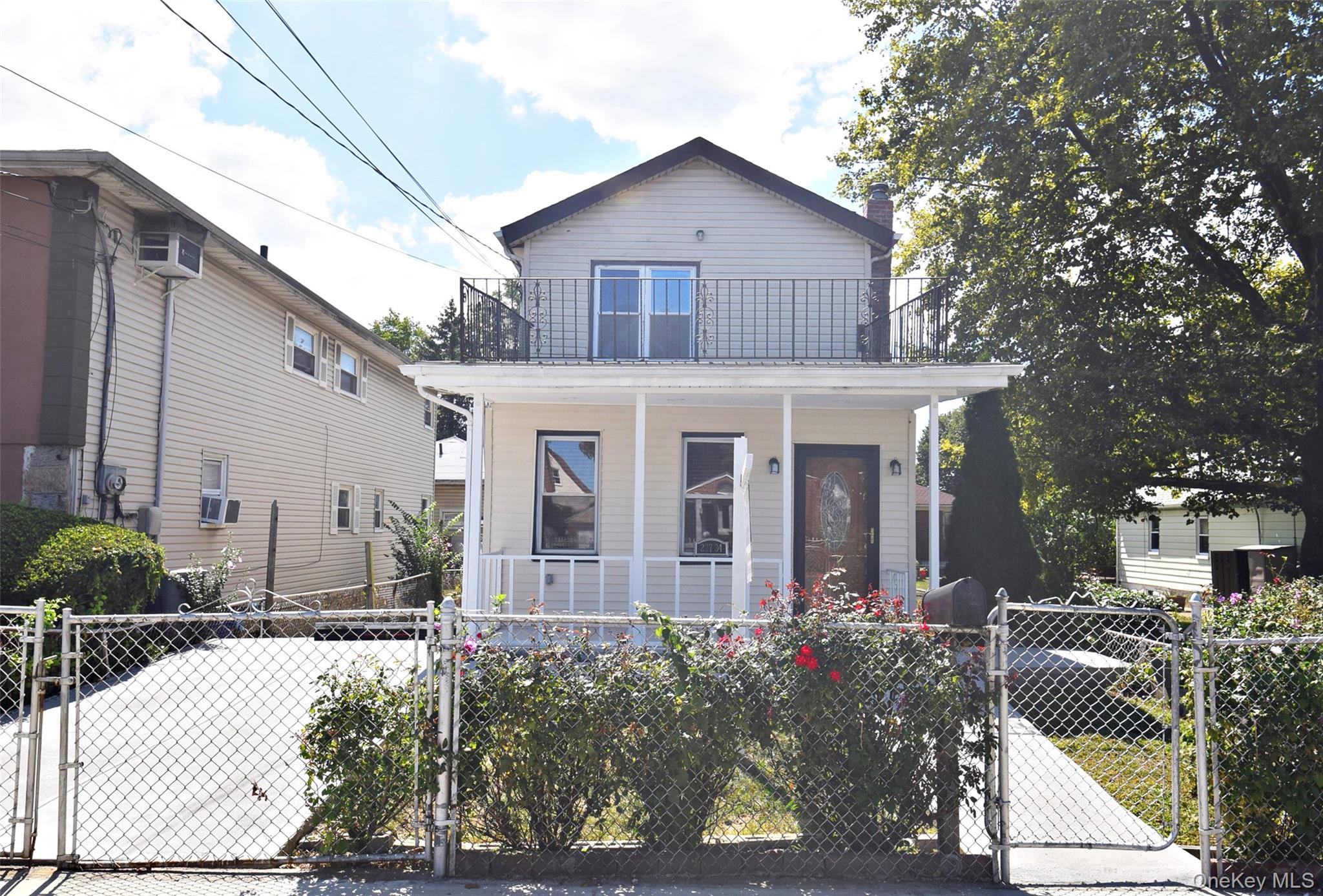 #1 photo, 22734 112th Road, קווינס Queens Village , NY 11429