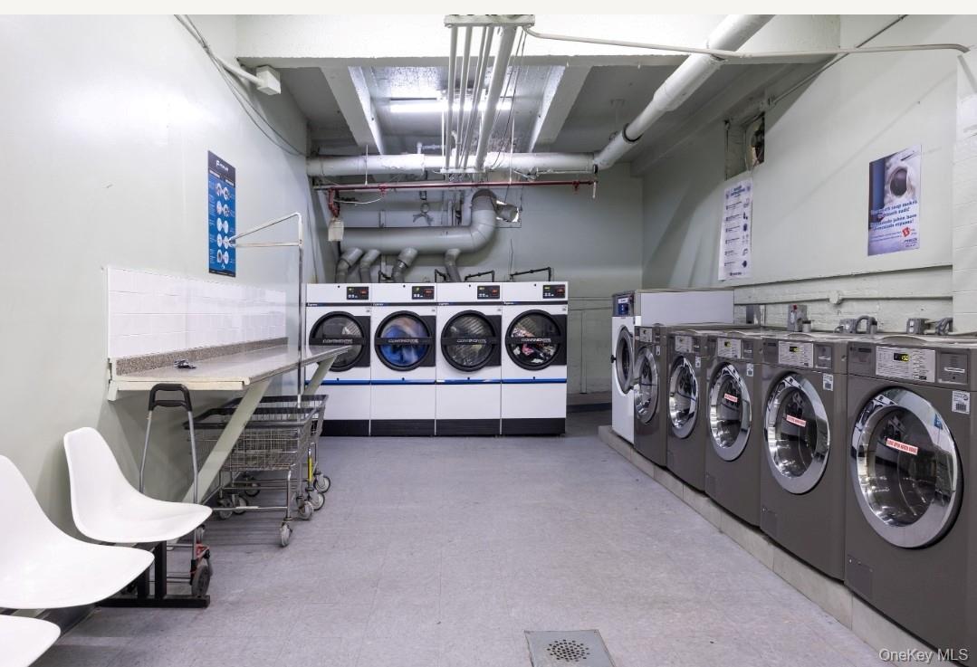 #15 photo, 44-25 Macnish Street, クイーンズ区 Elmhurst , NY 11373