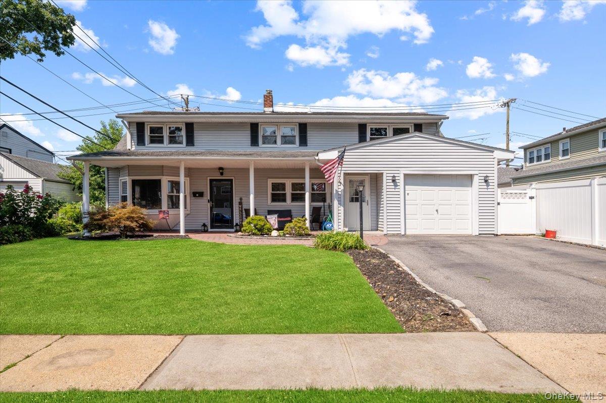 #1 photo, 53 Periwinkle Road, ナッソー郡 Levittown , NY 11756