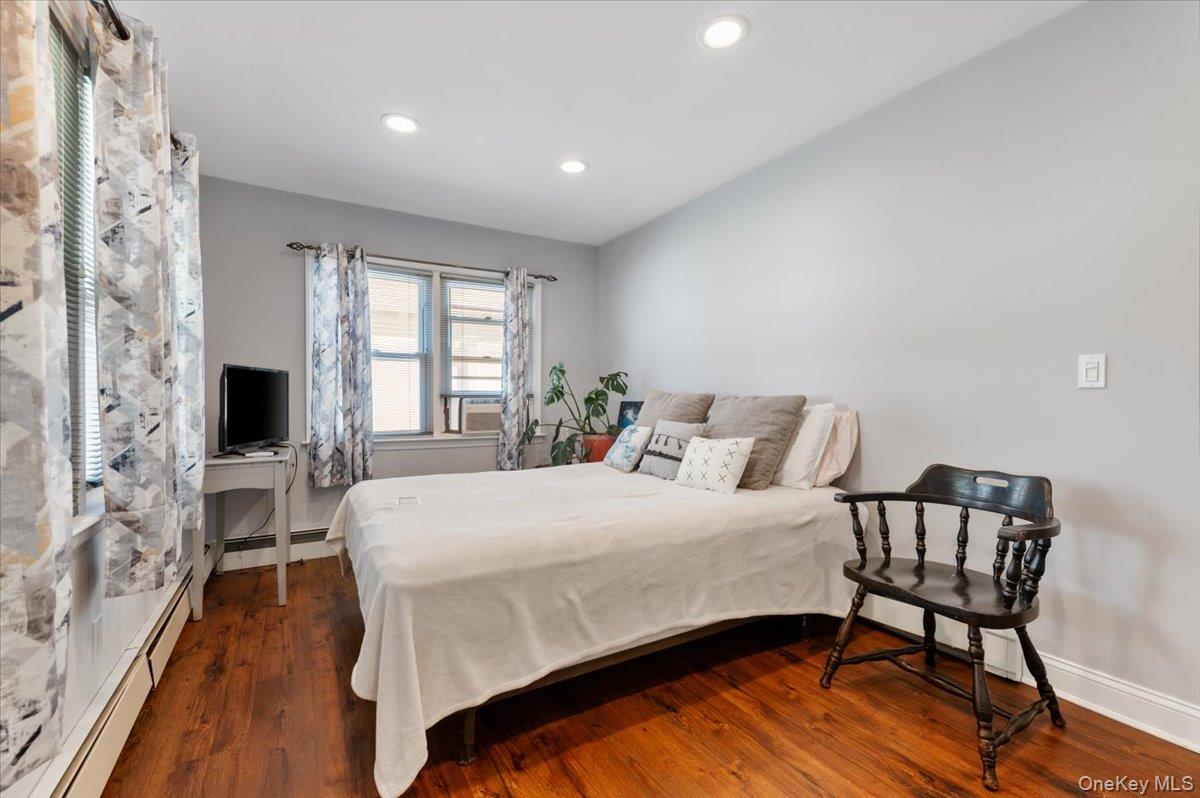 #11 photo, 53 Periwinkle Road, ナッソー郡 Levittown , NY 11756