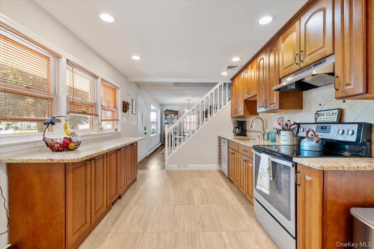 #14 photo, 53 Periwinkle Road, ナッソー郡 Levittown , NY 11756