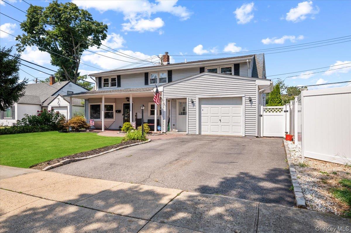 #2 photo, 53 Periwinkle Road, ナッソー郡 Levittown , NY 11756