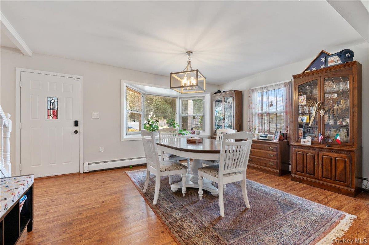 #4 photo, 53 Periwinkle Road, ナッソー郡 Levittown , NY 11756