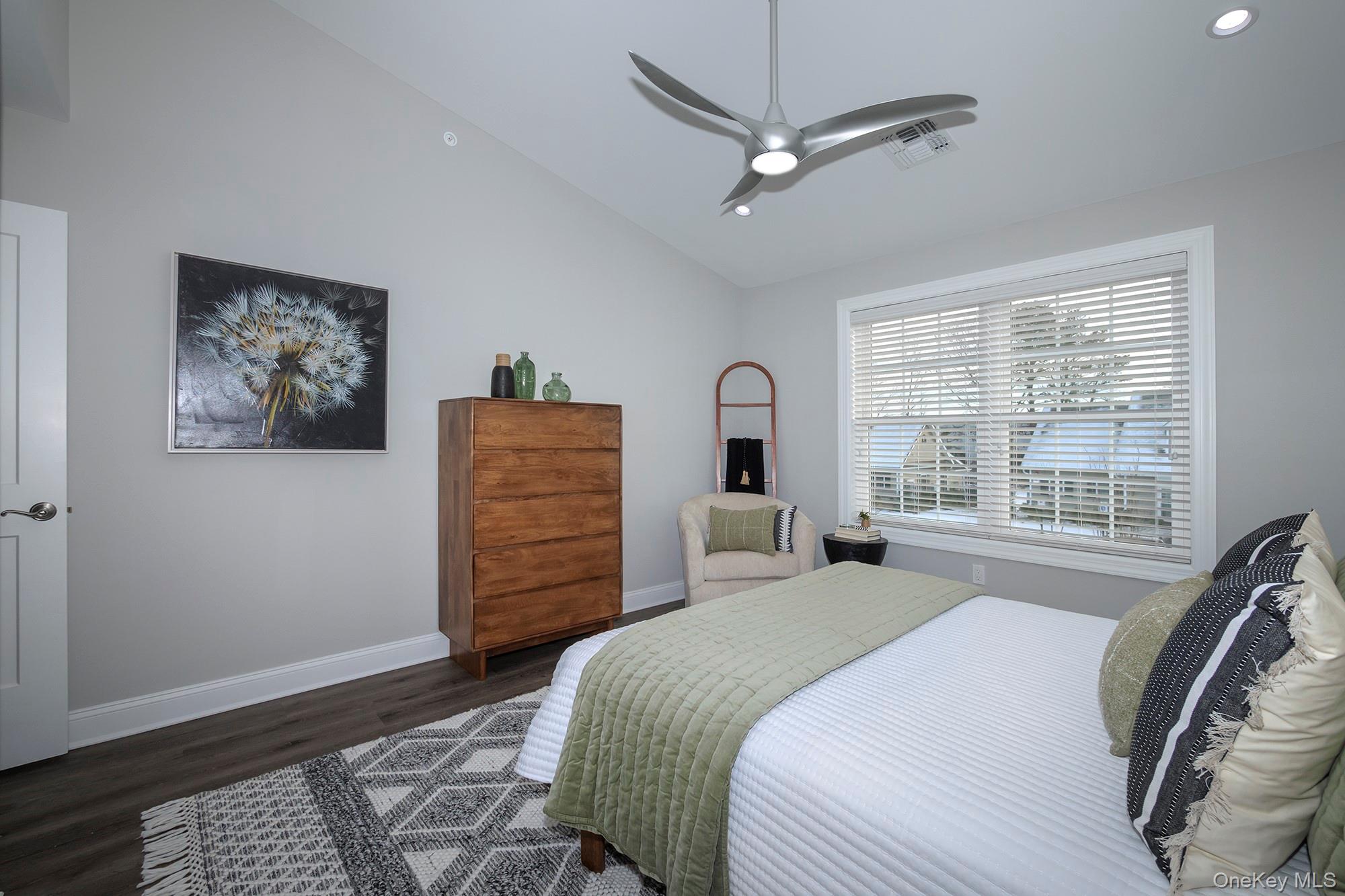 #11 photo, 33 Sunlight Walk, サフォーク郡 Holbrook , NY 11741