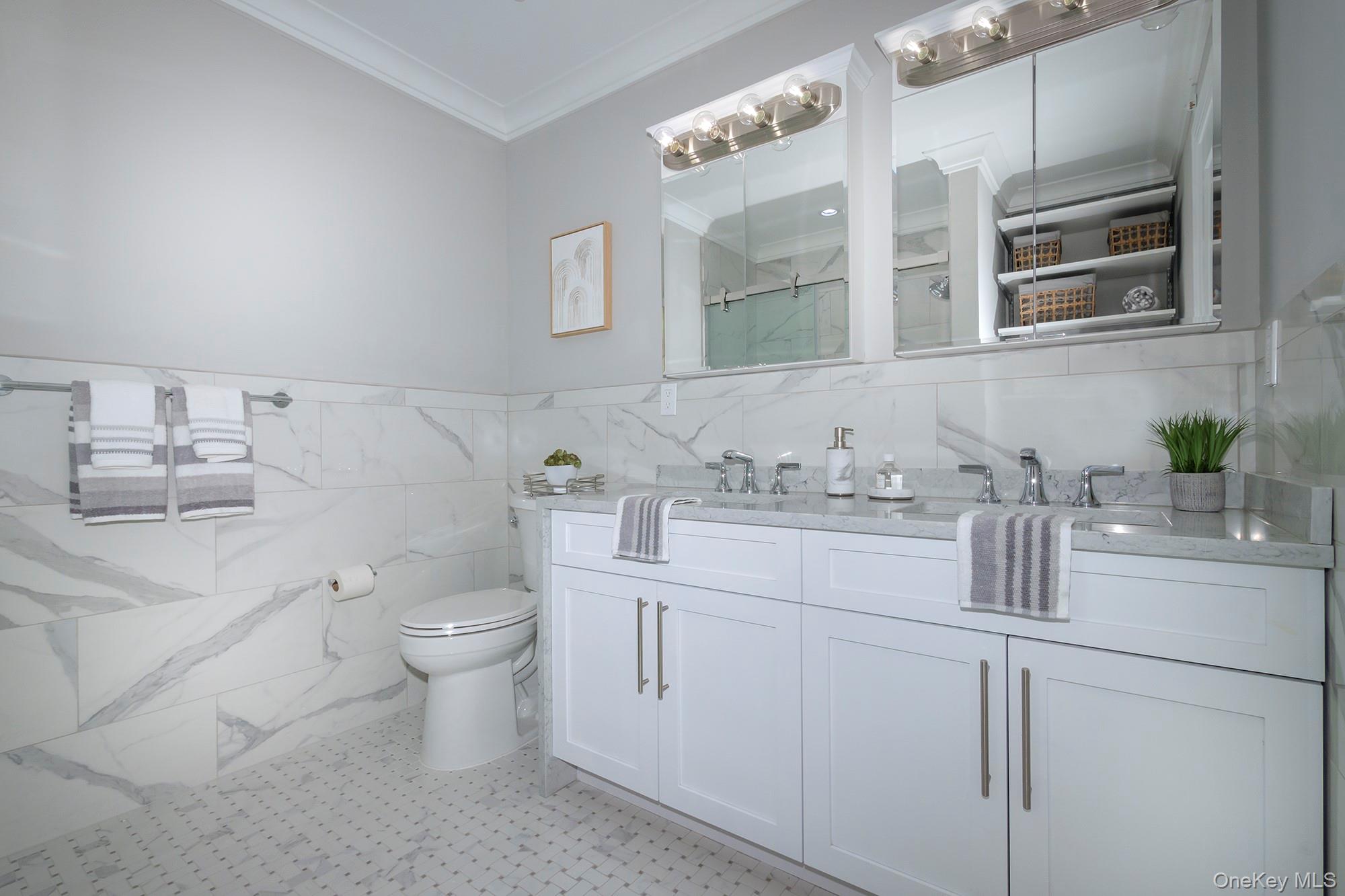 #14 photo, 33 Sunlight Walk, サフォーク郡 Holbrook , NY 11741