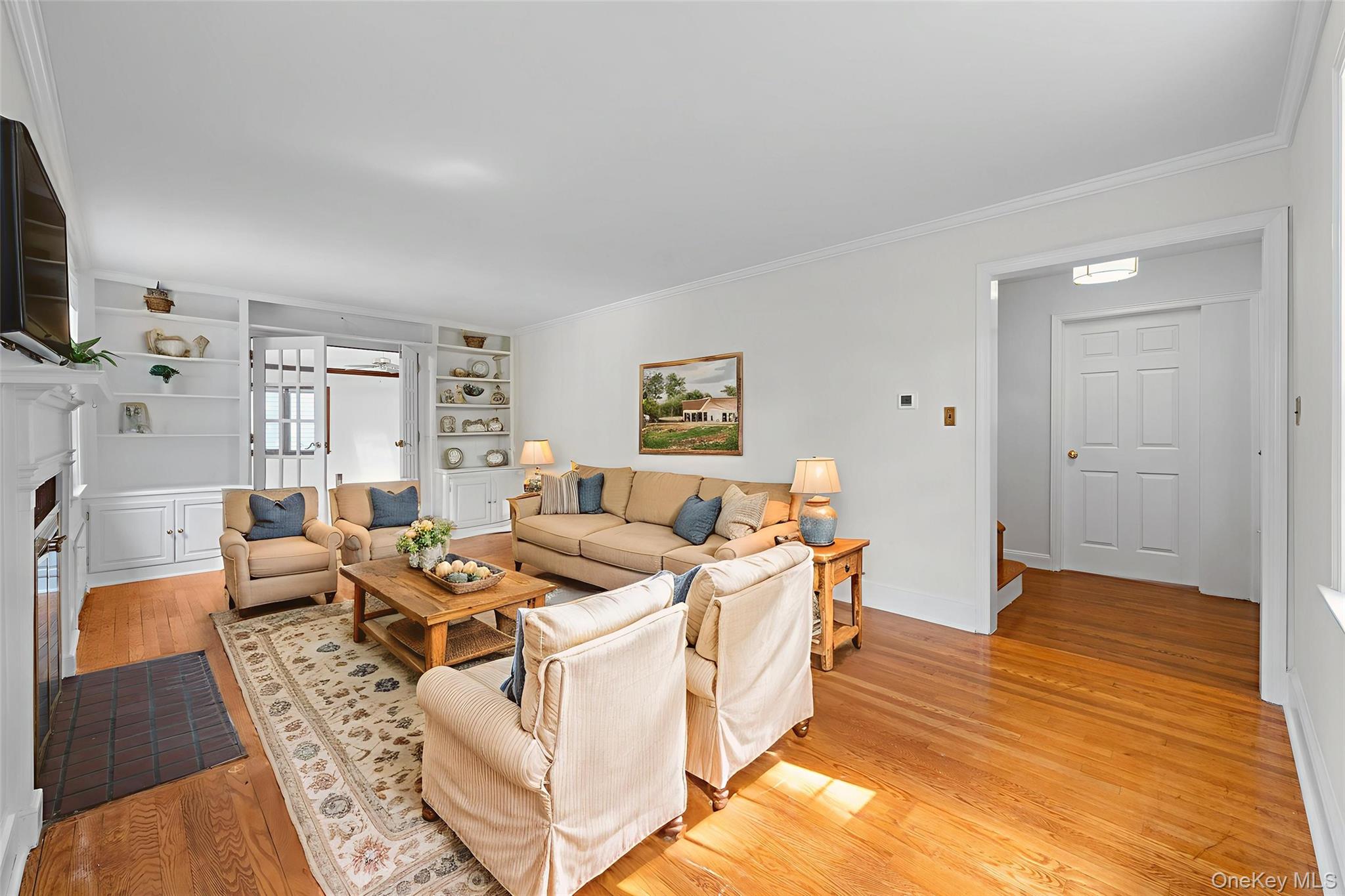 #2 photo, 128 Charles Street, ナッソー郡 East Williston , NY 11596