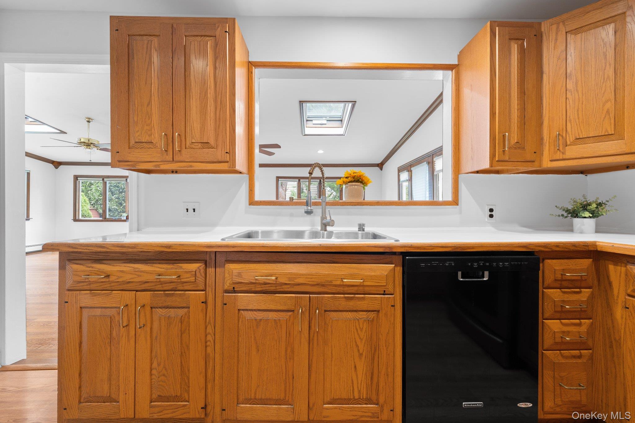 #5 photo, 128 Charles Street, ナッソー郡 East Williston , NY 11596