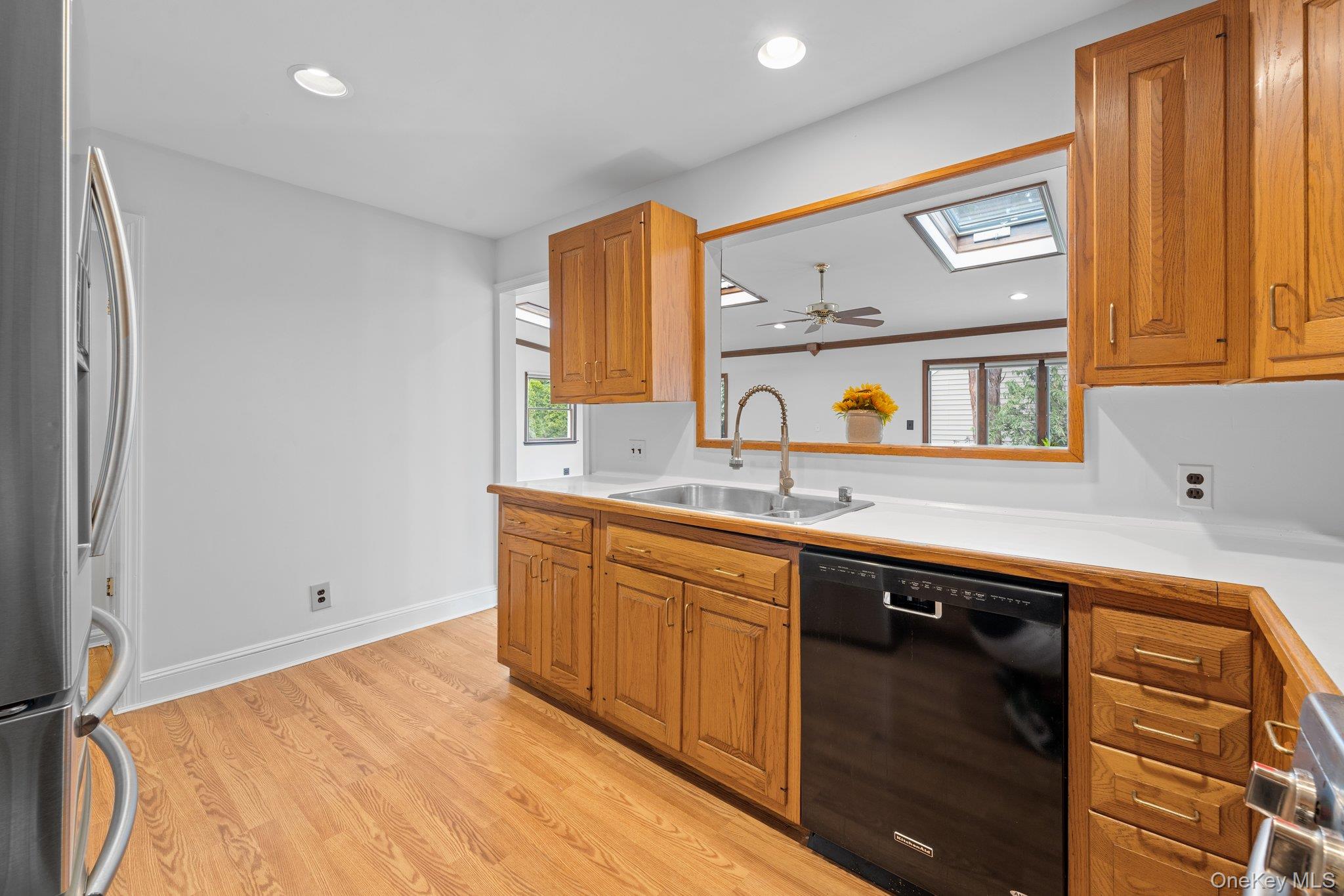 #6 photo, 128 Charles Street, ナッソー郡 East Williston , NY 11596